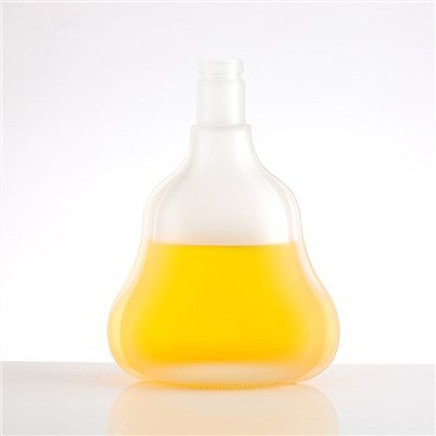 בקבוקי יין חלביים סיטונאי