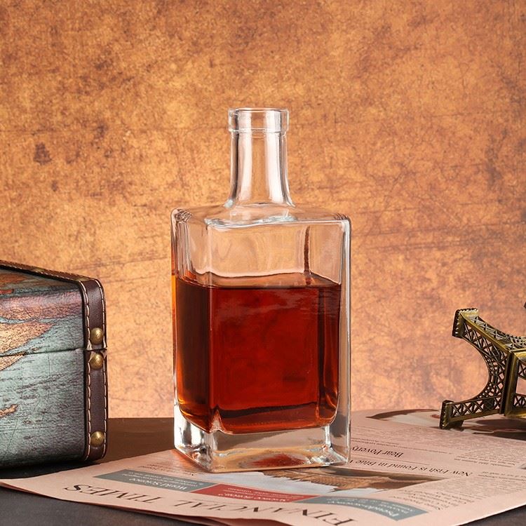 700ml Square Tequila Gin Glass Bottle